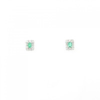 【新品】PT エメラルド ピアス 0.11CT