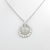 K18WG／750WG フラワー ダイヤモンドネックレス
