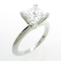 ティファニー プリンセス リング 1．17ct・I・VVS1・プリンセスカット