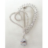 CZ ピュア ハート ブローチ