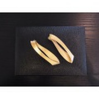 VITTI FERRIA CONTIN　ミラノから届いた大振りメタルピアス（イタリア）