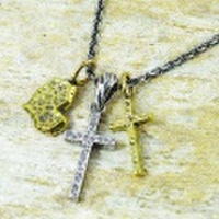 basis(ベイシス)　3setハート”w”クロスペンダント　ban-6