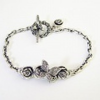 【Viewlu】ローズバタフライブレスレット