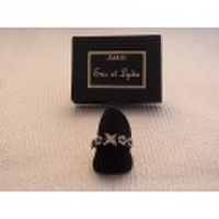 【メール便可】Eric et Lydie　La tribu des oiseauxシリーズ　白い花＆鳥のハンドメイドフリーサイズリング（フランス）