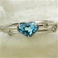 【送料無料】ピンキーリングとしても素敵！K10ホワイトゴールドブルートパーズリング