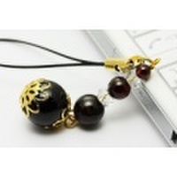 １月の誕生石ストラップ（ガーネット）800円