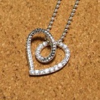 シルバー925 CZハートペンダントトップ5-575