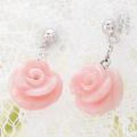 ジェムケリーK14ホワイトゴールドピアス