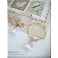 ムーンクオーツのビッグフープピアス(14KGF)