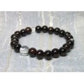 御念珠の珠と水晶で作ったブレスレット（縞黒檀８mm珠）
