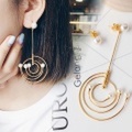 太陽系アシメ バックキャッチピアス 天体系 太陽系 宇宙 パール ゴールド メタル 個性的 ピアス アクセサリー 軌道 アシメ アシンメトリー 今コレ 760919