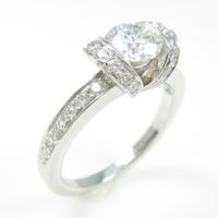 ティファニー リボンリング 0．57ct・F・VS1・EXCELLENT