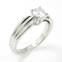 カルティエ ダイヤモンドリング 0．35ct