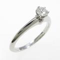 ティファニー クラッシックソリティア リング 0．24ct