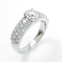 プラチナダイヤモンドリング 0．716ct・H・SI1・GOOD