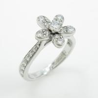 ヴァンクリーフ＆アーペル ソクラテス リング