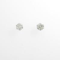 PT ソリティア ダイヤモンドピアス