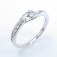 K18WG ダイヤモンドリング