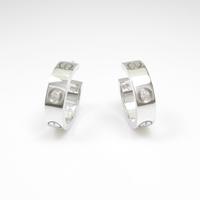 カルティエ ラブピアス ハーフダイヤ