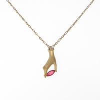 カレライカレラ ルビーネックレス