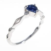 K18WG ハート サファイヤリング