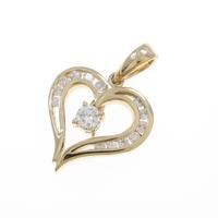 585YG ハート ダイヤモンドペンダント