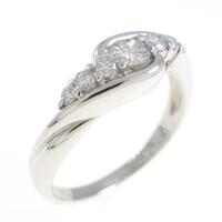 PT ダイヤモンドリング