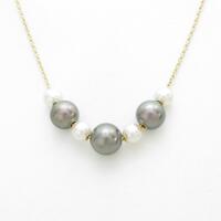 ミキモト クロチョウパールネックレス