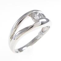 PT ダイヤモンドリング