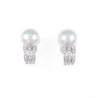 ウエダジュエラー Kライン イヤリング