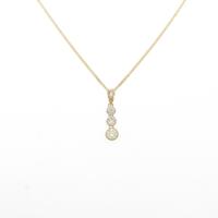 K18YG／750YG スリーストーン ダイヤモンドネックレス