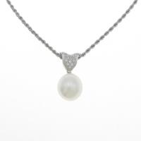 k18WG／750WG シロチョウパールネックレス