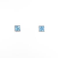 グッチ ロゴスクウェア ピアス