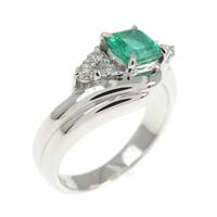 PT エメラルド リング 0.56CT