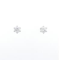 PT ソリティア ダイヤモンド ピアス 0.22CT