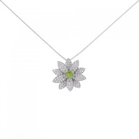 K18WG フラワー デマントイドガーネット ネックレス 0.30CT