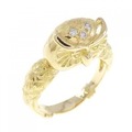 K18YG フクロウ ダイヤモンド リング 0.04CT