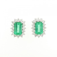 PT エメラルド ピアス 2.83CT
