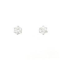 PT ソリティア ダイヤモンド ピアス 0.625CT