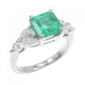 PT エメラルド リング 1.30CT