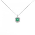 PT エメラルド ネックレス 0.64CT