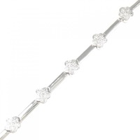 750WG フラワー ダイヤモンド ブレスレット 0.25CT