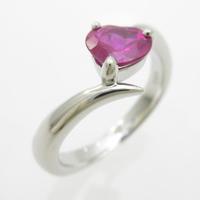 PT ハート ルビーリング