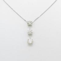 K18WG スリーストーン ダイヤモンドネックレス10％引き