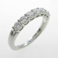 ティファニー ハーフサークル シェアドプロングセッティング リング