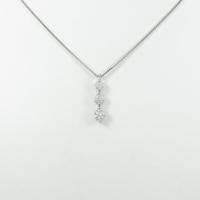 PT スリーストーン ダイヤモンドネックレス