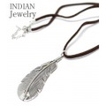 INDIAN JEWELRY フェザーをモチーフにしたナバホ族アーティストJM氏の作品『NAVAJO SIVER PENDANT FEATHER』【アメカジ・ネイティブ】IJ-037