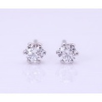 Pt900＆チタン　ダイヤモンド(0,12ct/0,12ct) ピアス(SALE)