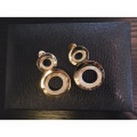 VITTI FERRIA CONTIN　ミラノから届いた大振りメタルピアス（イタリア）