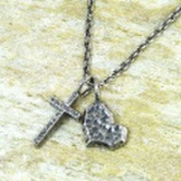 basis(ベイシス)　ハートクロス”s”ペンダント　ban-3